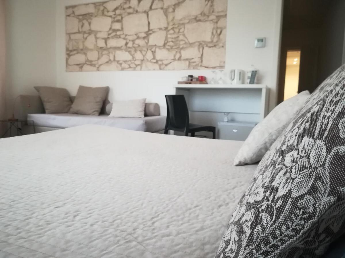 シラクーサ イ サンティ コロナーティ Bed & Breakfast エクステリア 写真