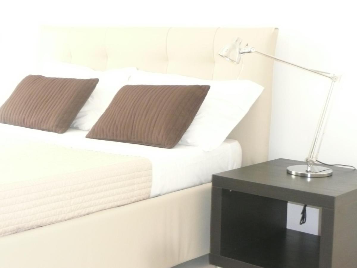 シラクーサ イ サンティ コロナーティ Bed & Breakfast 部屋 写真