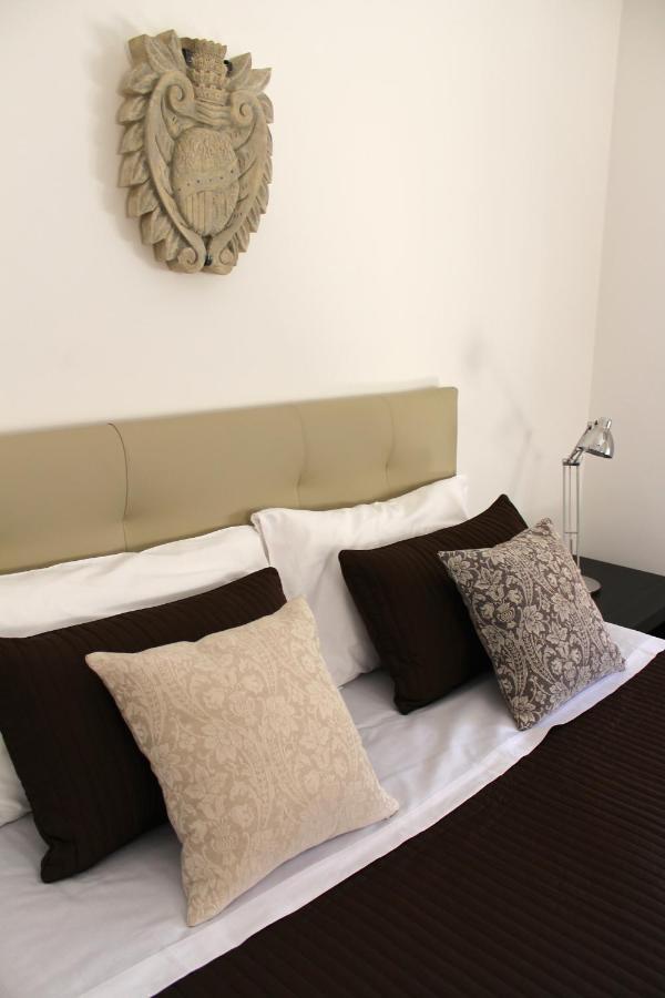 シラクーサ イ サンティ コロナーティ Bed & Breakfast 部屋 写真